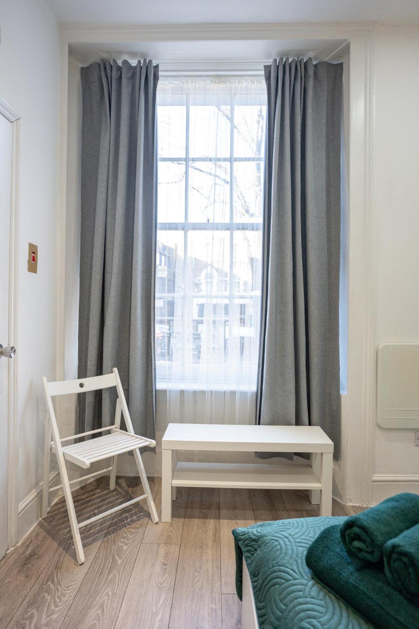 Beautiful Studio Flat In Hackney Next To Overground Station Лондон Экстерьер фото